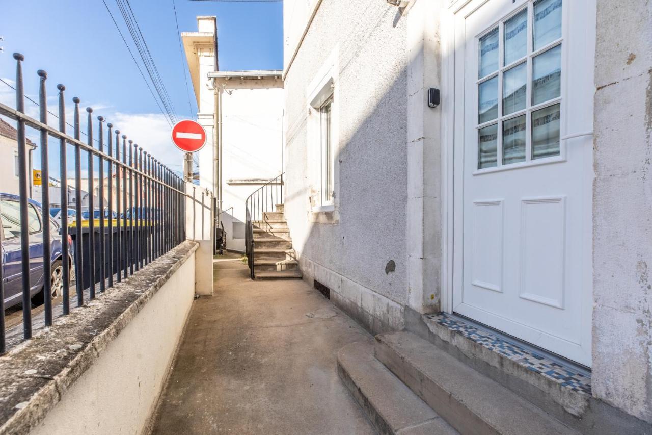 Cosy T2 Renove, Proche Centre-Ville-Fibre/Netflix Montluçon Екстериор снимка