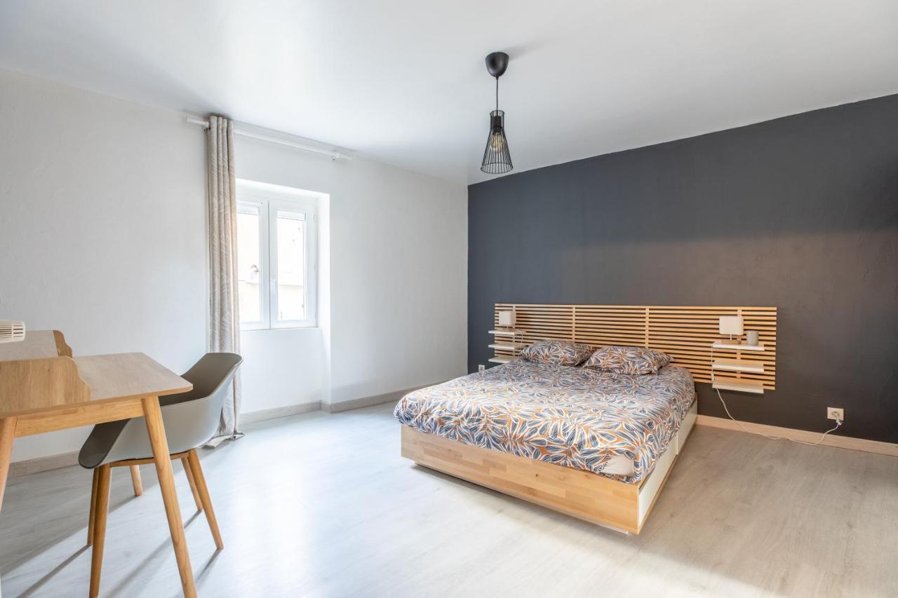 Cosy T2 Renove, Proche Centre-Ville-Fibre/Netflix Montluçon Екстериор снимка